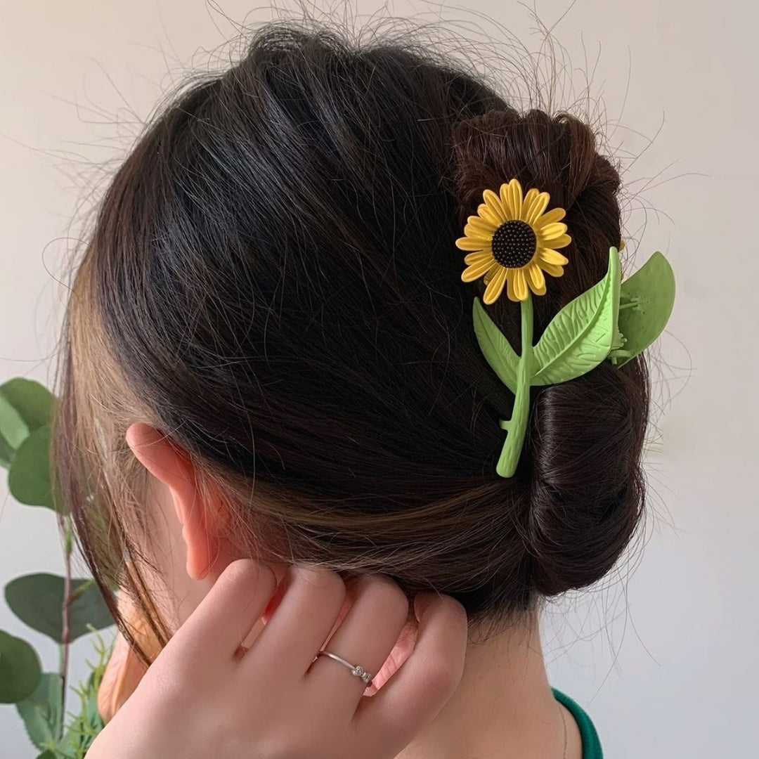 Sunflower matt claw clip
