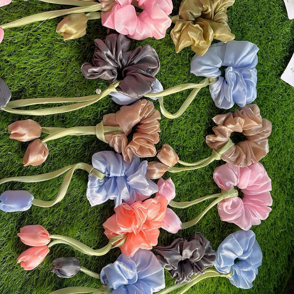Tulip bow clip
