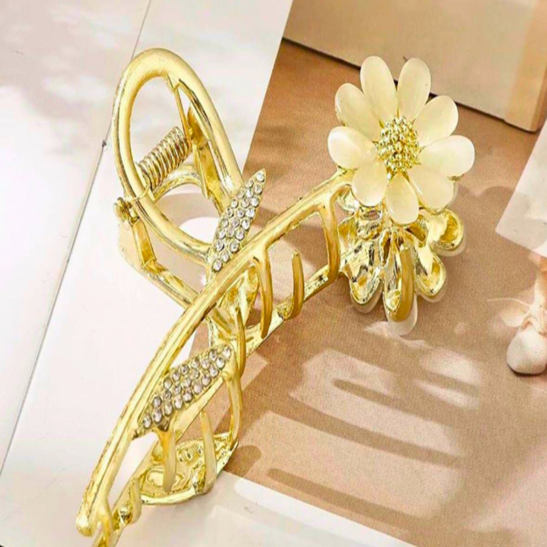 Daisy Floral Hair Claw Clip